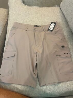 Oakley Men's Light Tan Cargo Shorts